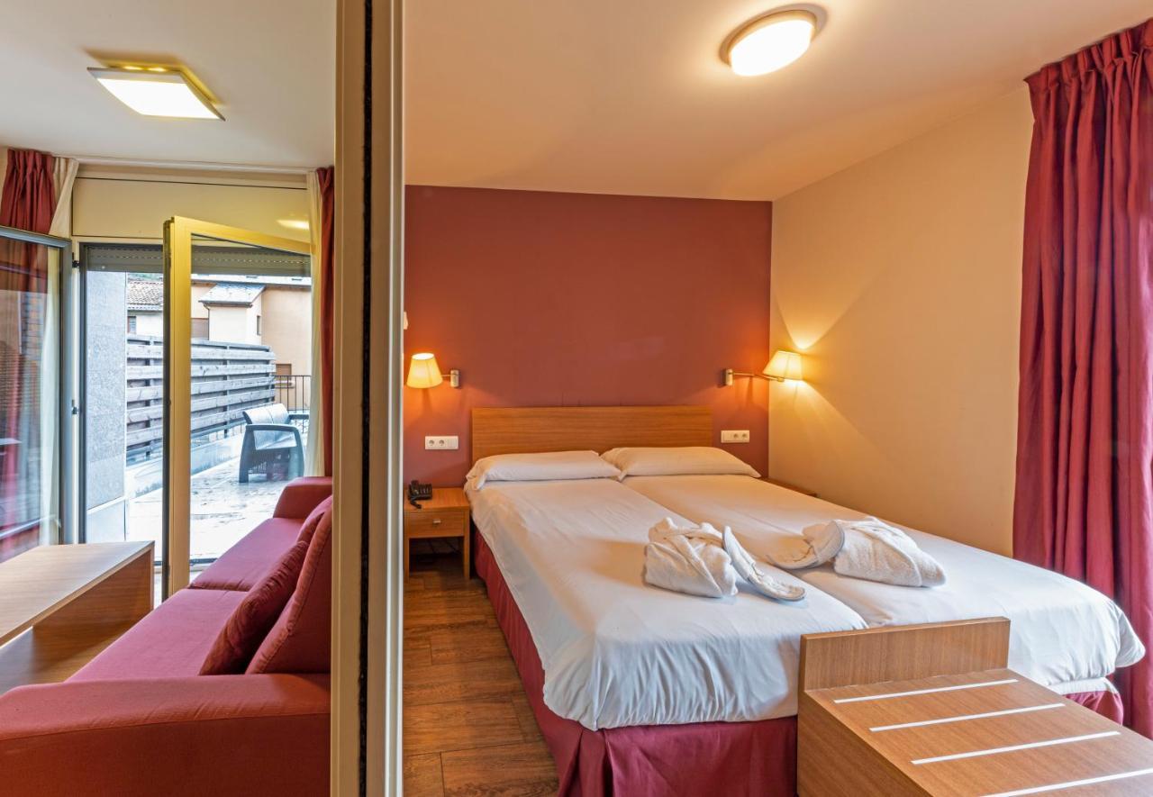 Apartaments Trainera Esterri D'Aneu Exterior photo
