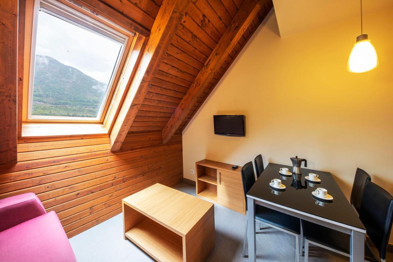 Apartaments Trainera Esterri D'Aneu Exterior photo