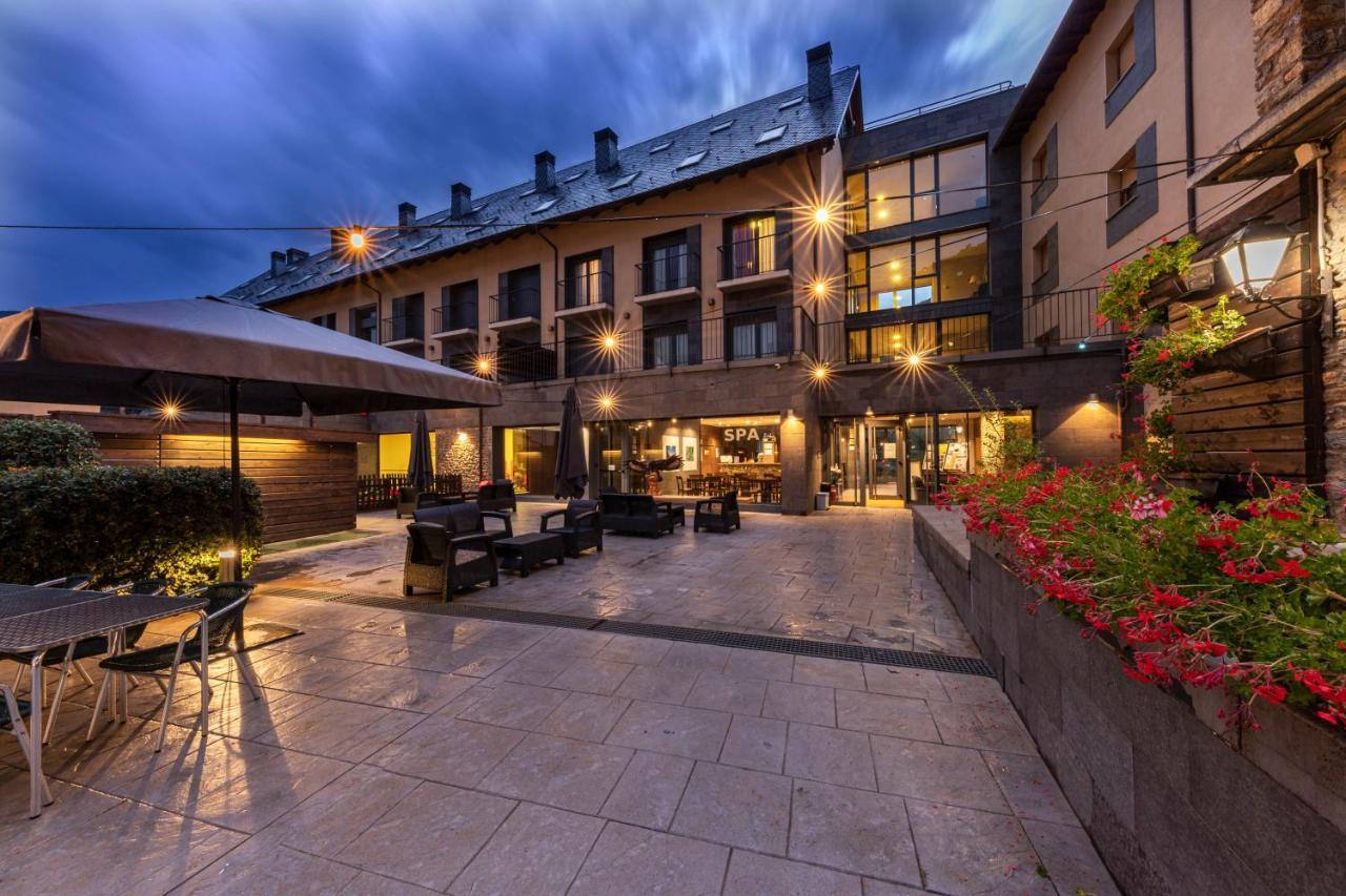 Apartaments Trainera Esterri D'Aneu Exterior photo