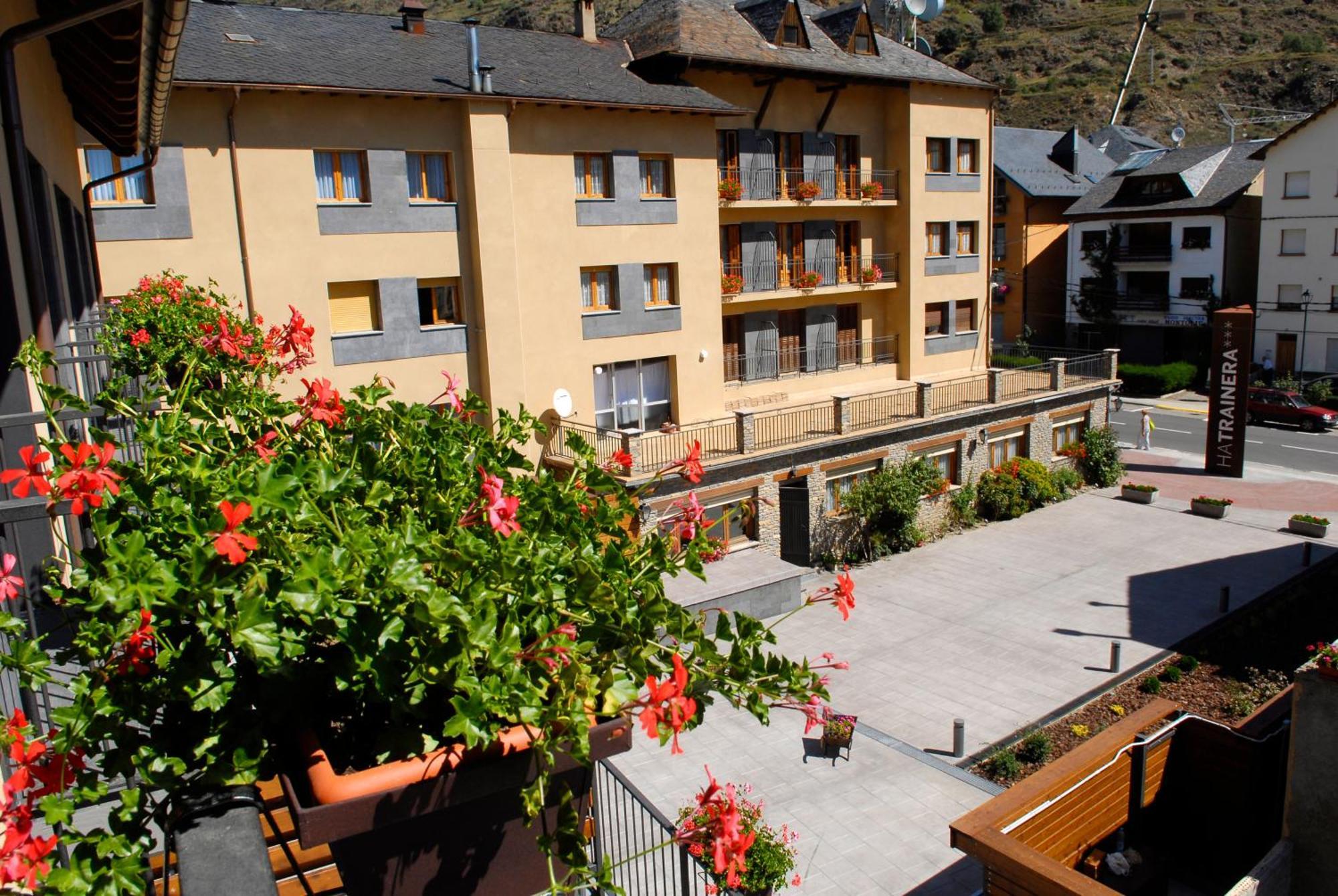 Apartaments Trainera Esterri D'Aneu Exterior photo